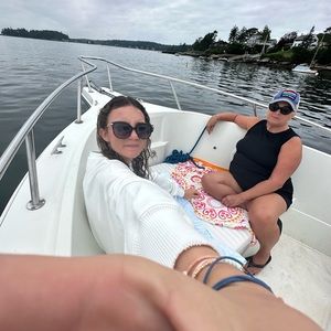 Meet your Posher, Macie